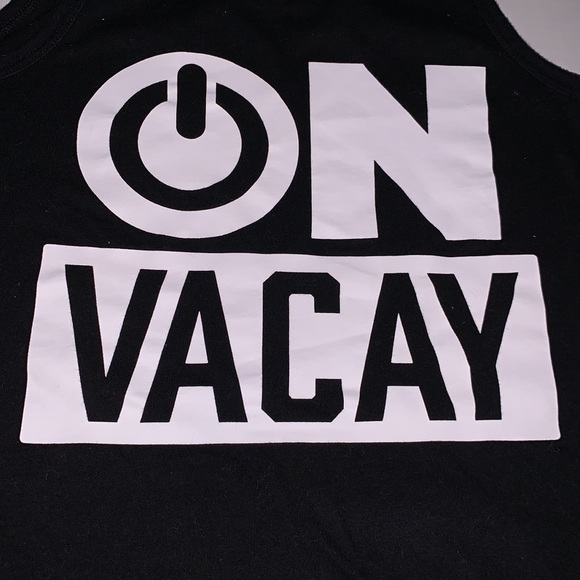 . Boys “On Vacay” Tank Size M 7-8 - Picture 3 of 3